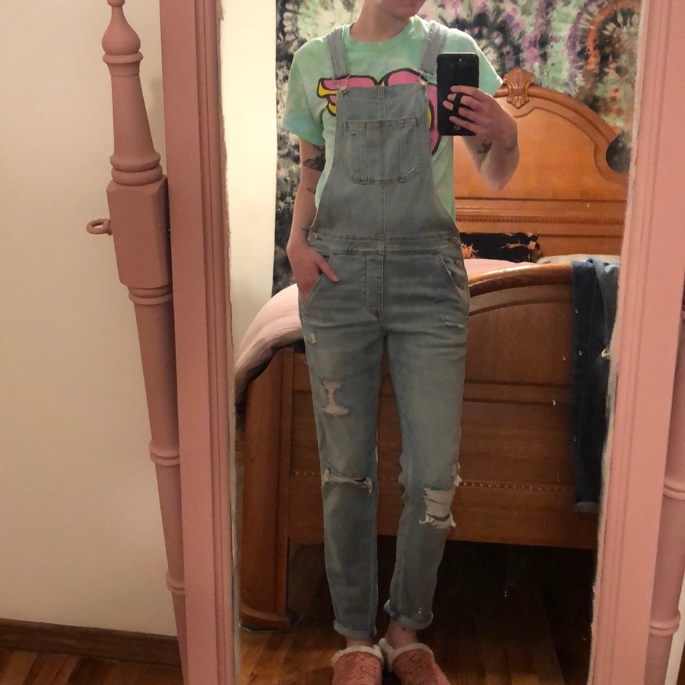 American Eagle Tom Girl Overalls